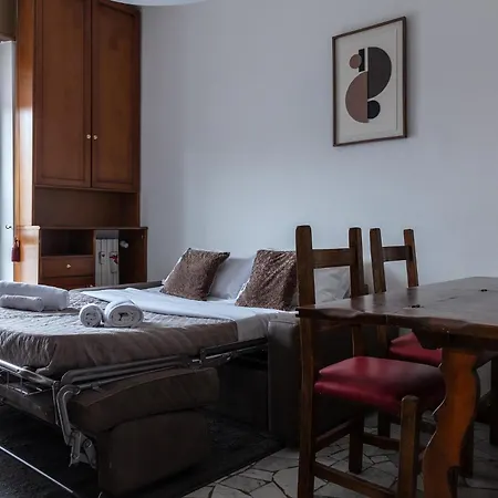 شقة Bilocale Con Balcone E 5 Posti Letto Vicino Metro ميلان